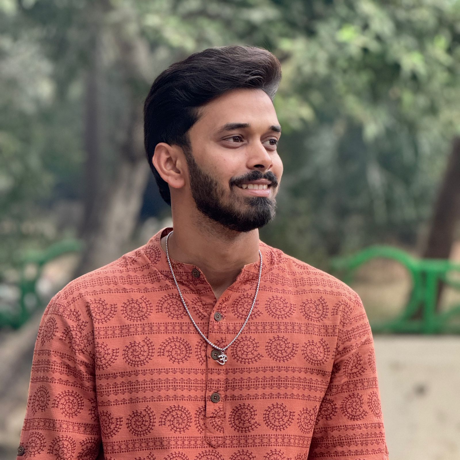 Om Sign Silver Plated Pendant Necklace - Anti Tarnish