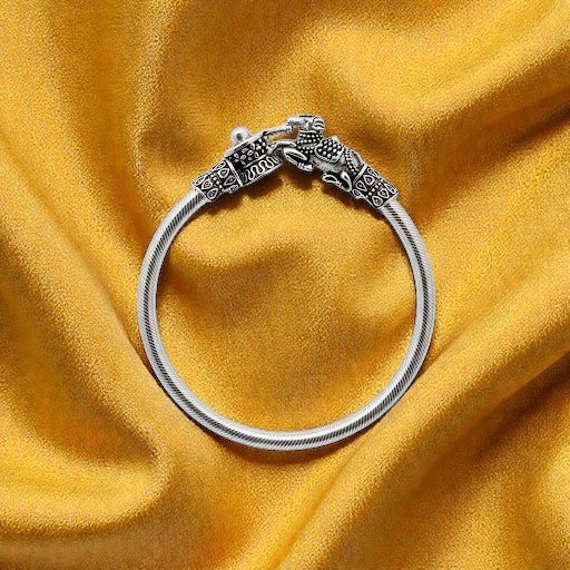 Shiv Nandi Kada Bracelet - Silver-Toned Spiritual Bracelet